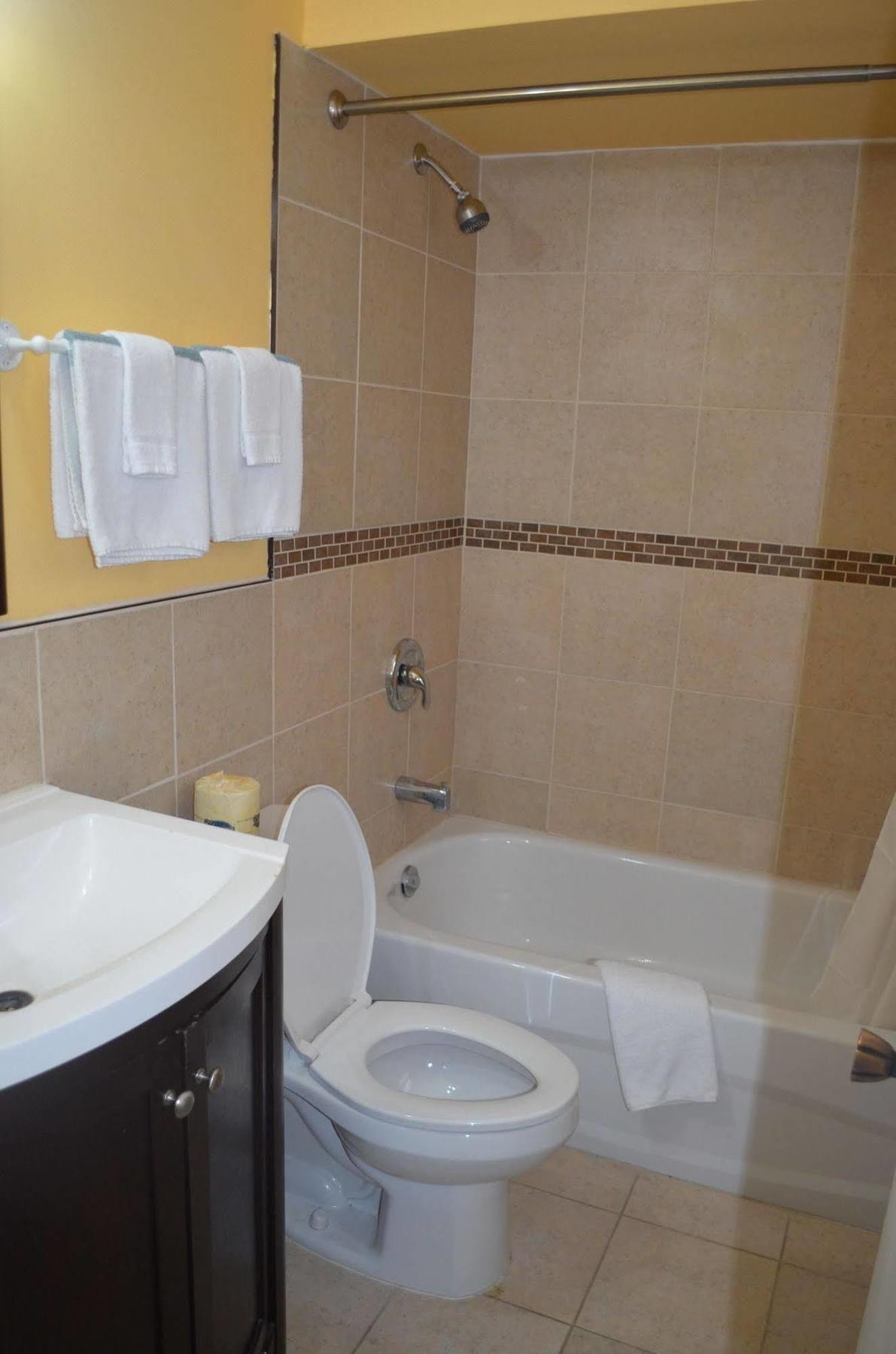 Mohawk Motel Брантфорд Екстер'єр фото